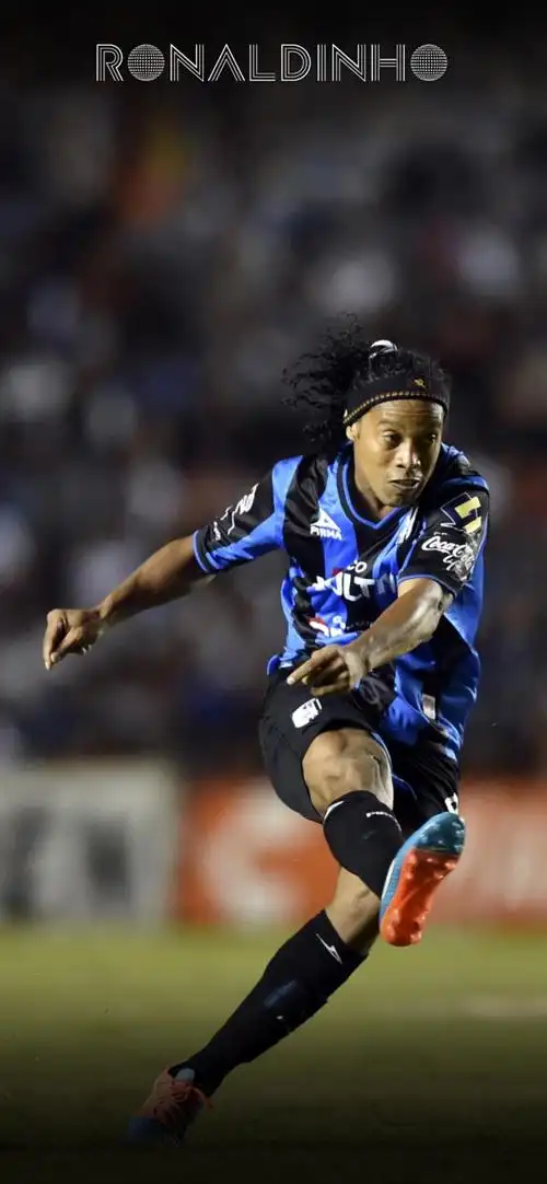 显得稍显吃 显得稍显吃