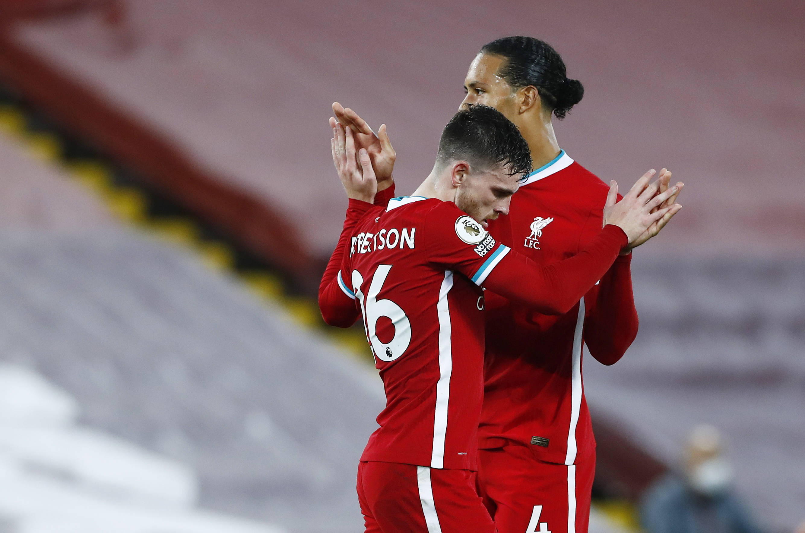 教練團隊對 教練團隊對